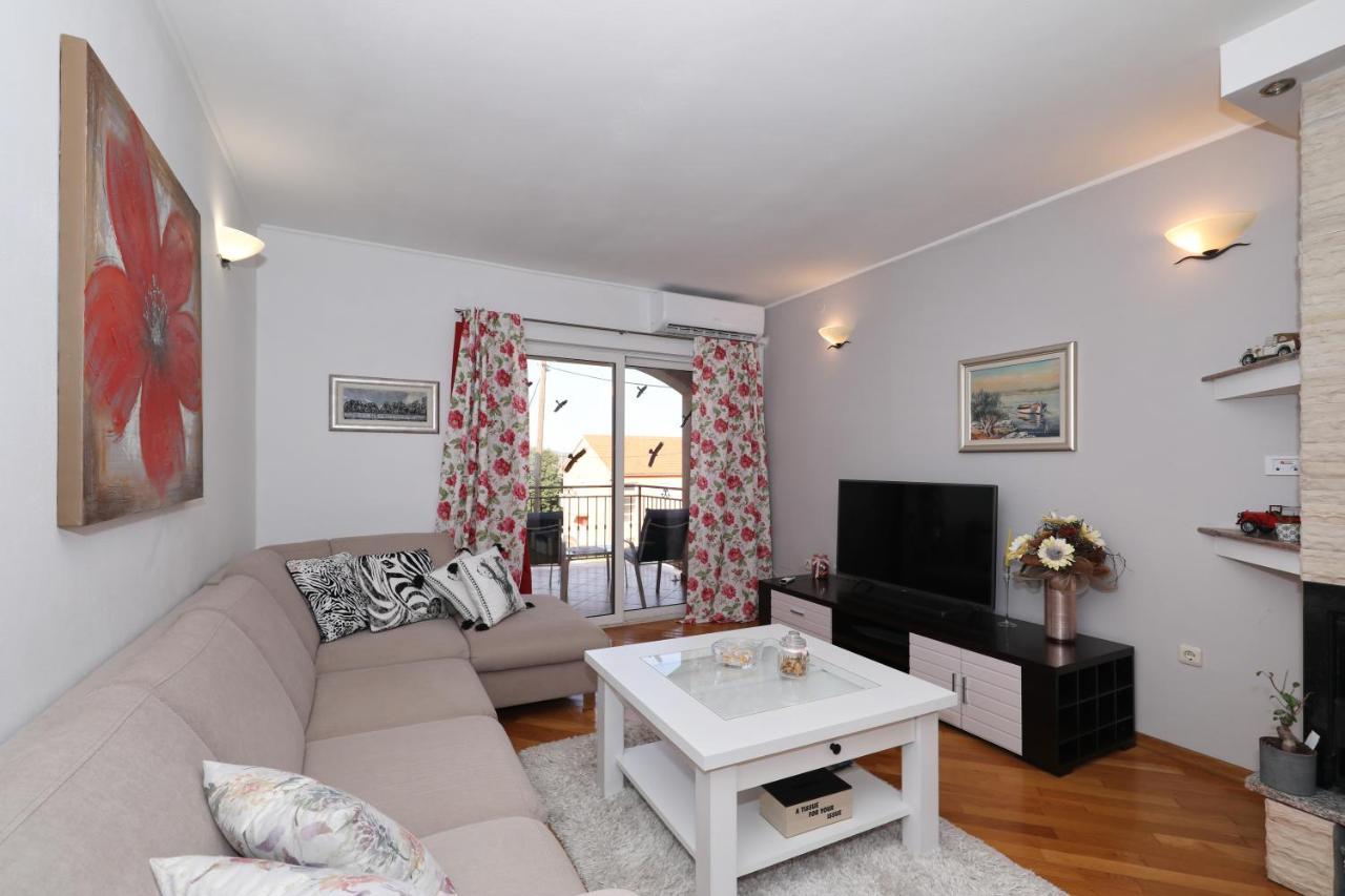 Sea Relaxing Apartment Бибине Екстериор снимка