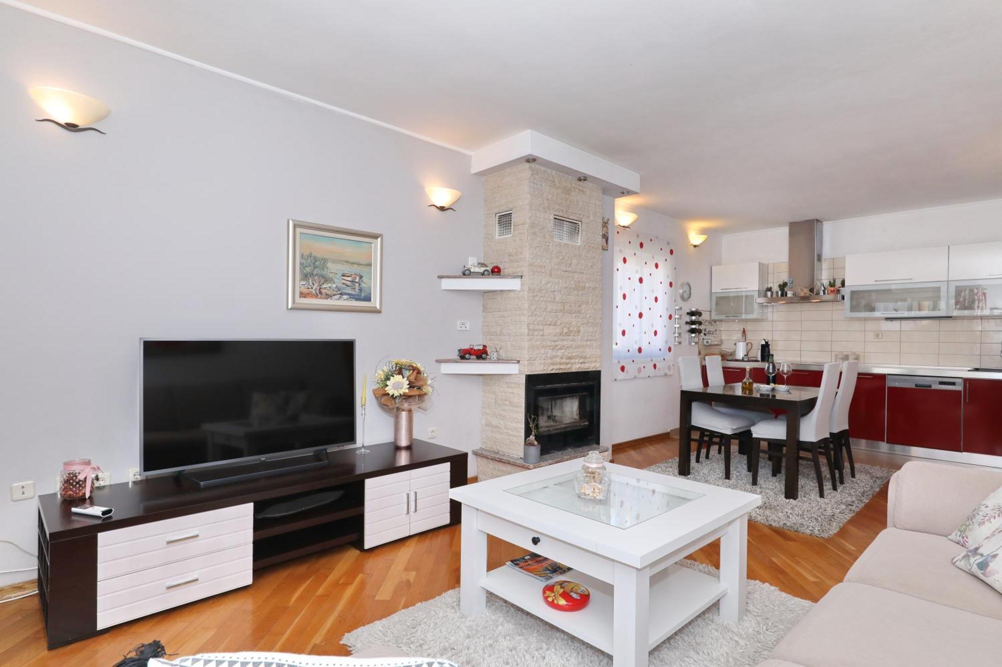 Sea Relaxing Apartment Бибине Екстериор снимка
