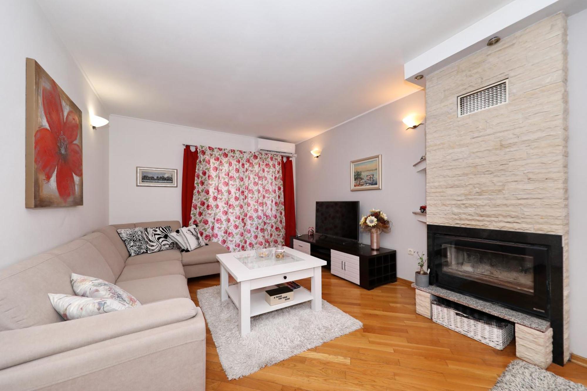 Sea Relaxing Apartment Бибине Екстериор снимка